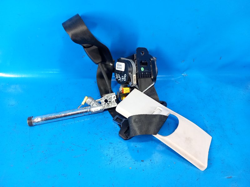 Seat belt FORD FOCUS 10-18 2015 Right Front.