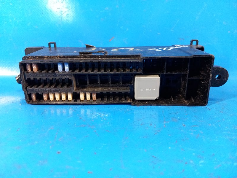 Interior fuse box for the 2015 Ford Focus 10-18