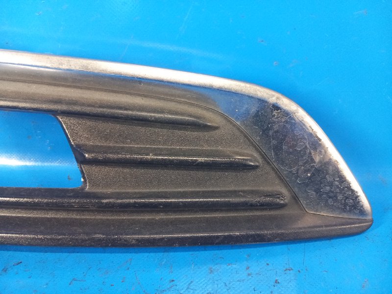 Bumper cover FORD FOCUS 10-18 2015 Left. Front.
