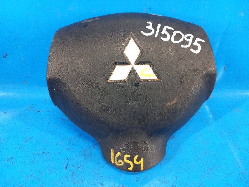 Mitsubishi Outlander XL steering wheel airbag (2011-2013)