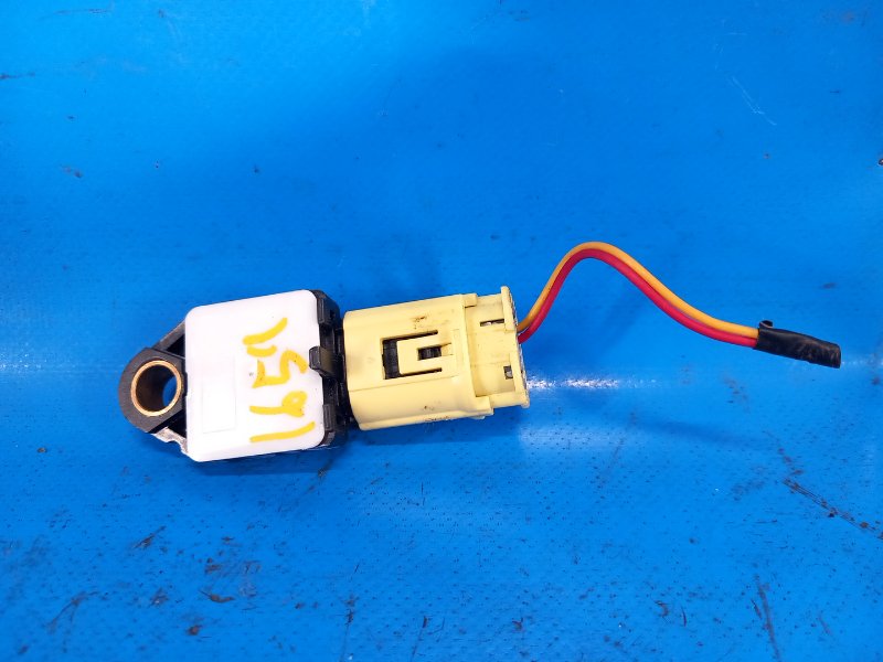 Impact sensor for MITSUBISHI OUTLANDER XL 05-13 2011