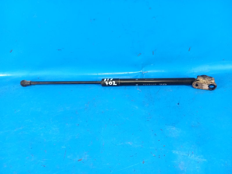 Trunk lid shock absorber TOYOTA PRIUS 16- 2016 Right.
