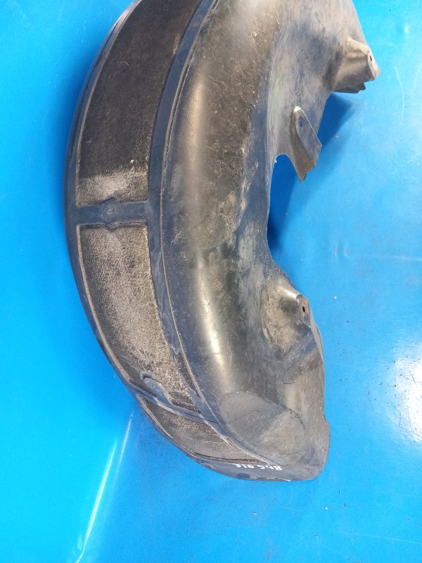Mudguard VOLVO XC70 00–07 2006 Left Rear
