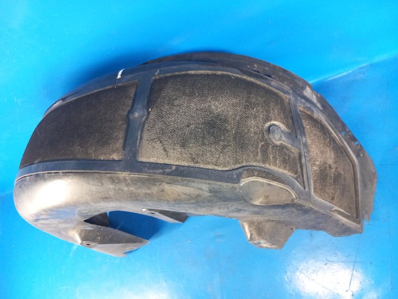 Mudguard VOLVO XC70 00–07 2006 Left Rear