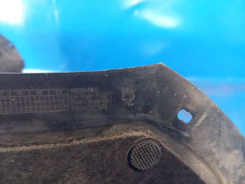 Mudguard VOLVO S60 10-13 Left. Rear.