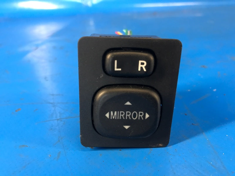 Mirror control unit for Toyota Prius - 09/30/2010