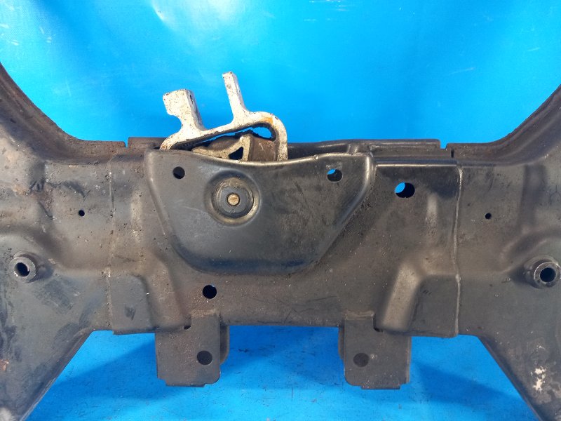 Lincoln MKZ 13-20 2017 Front Suspension Beam