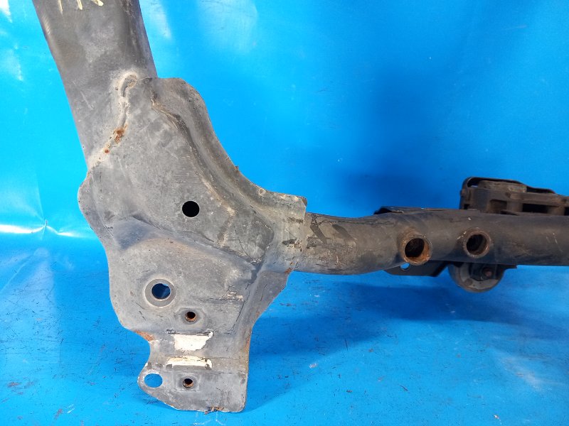 Front suspension beam for Honda Civic Es 00-05 2005