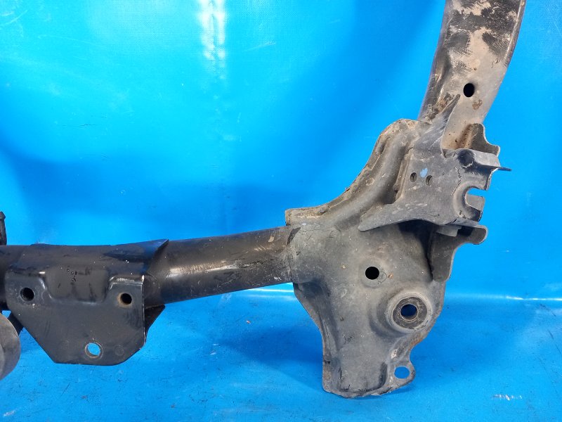 Front suspension beam for Honda Civic Es 00-05 2005