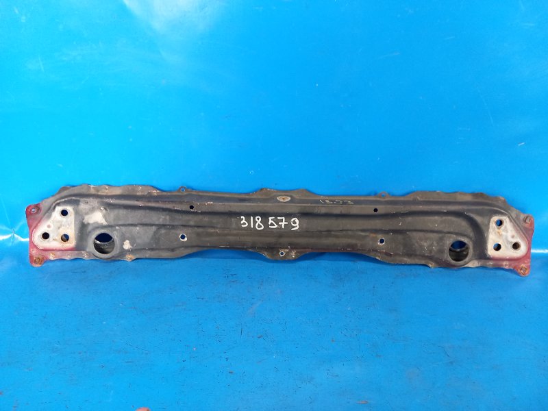 Radiator beam for Lexus IS250/350 05-13 2009