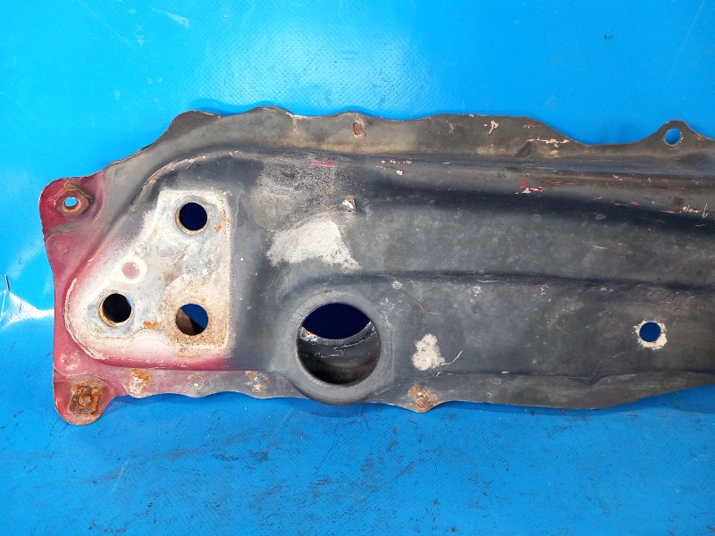 Radiator beam for Lexus IS250/350 05-13 2009