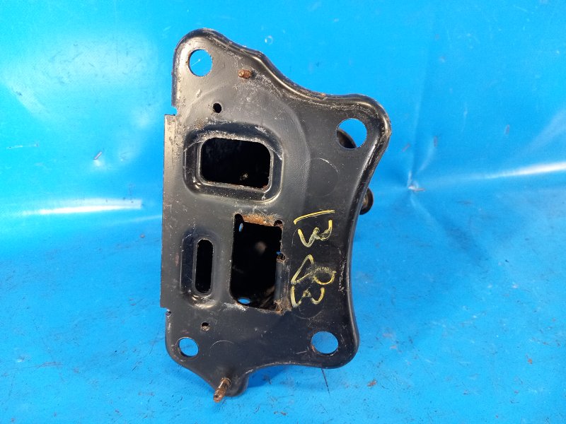 Front bumper reinforcement bracket LEXUS IS250/350 05-13 2009 Lev.