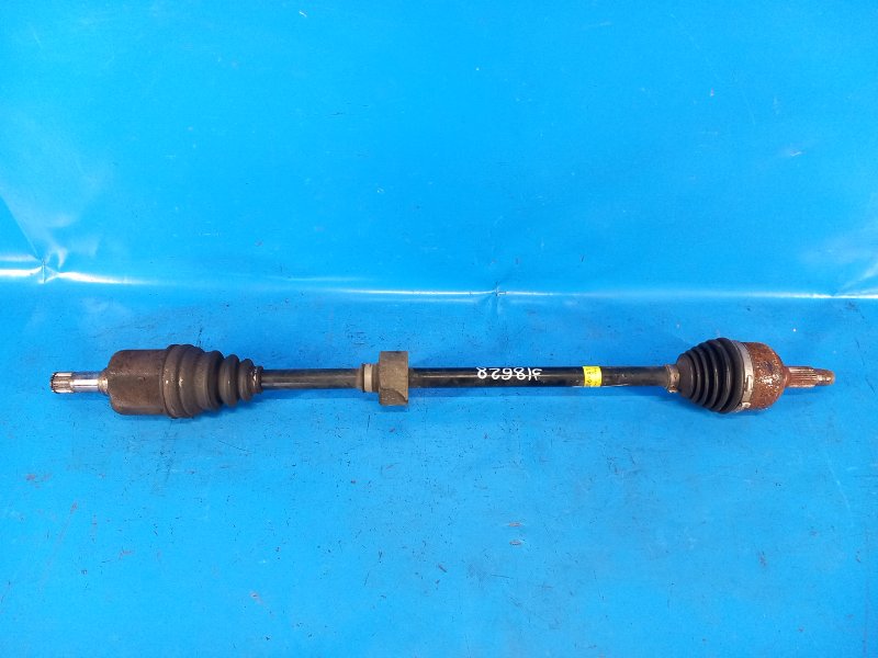 Front wheel drive HONDA CIVIC ES 00-05 2005 Left.