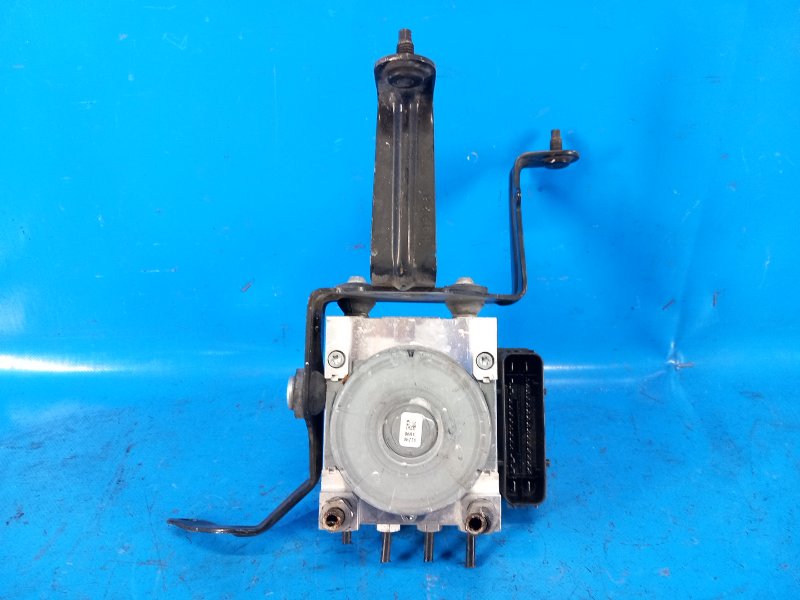 ABS unit Ford Mustang 15- 2017