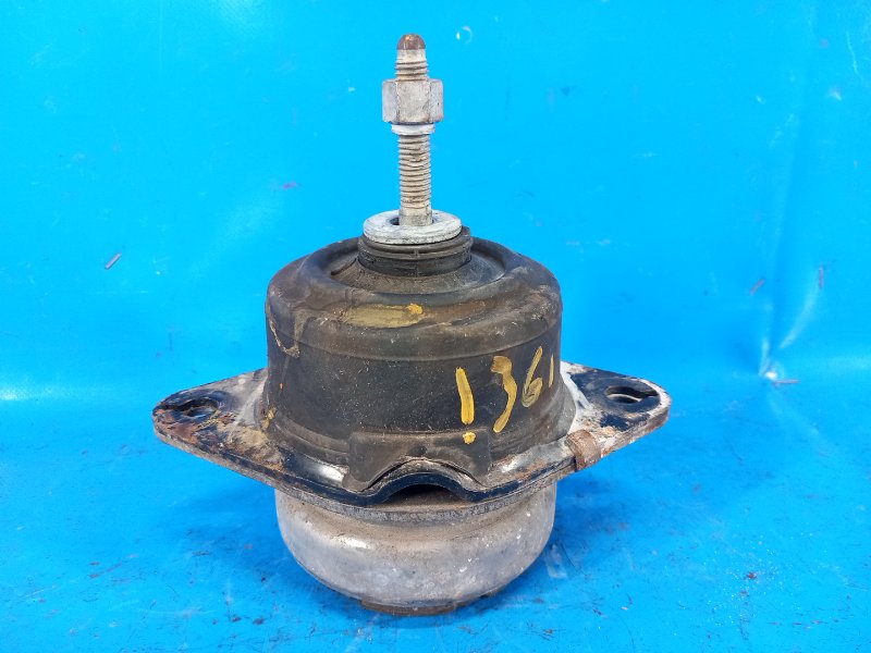 Ford Mustang 15-2017 Engine Mount
