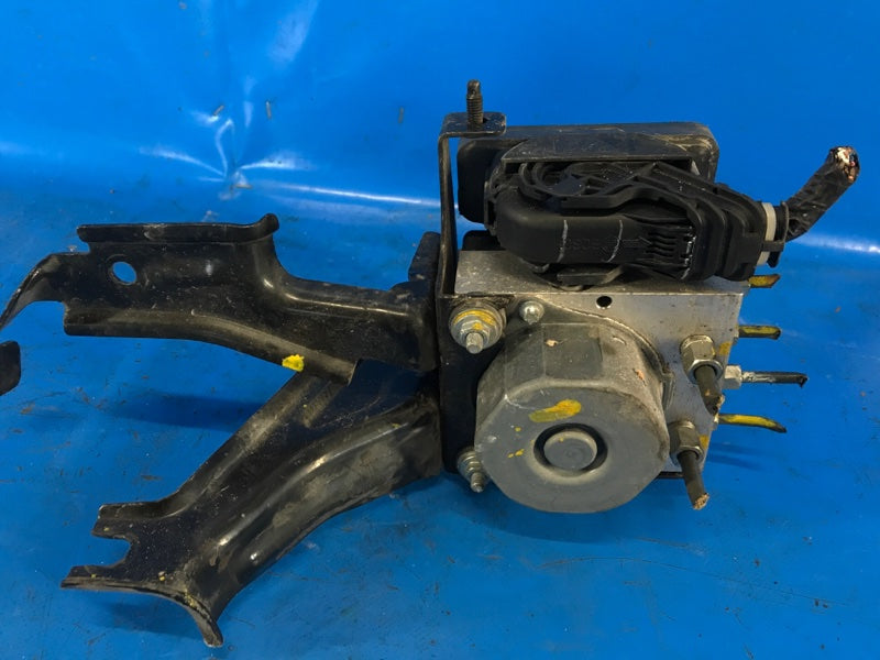 ABS unit Nissan Sentra B17 12-21 2015