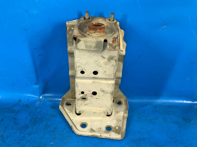 Front bumper reinforcement bracket NISSAN SENTRA B17 12-21 2015 Left.