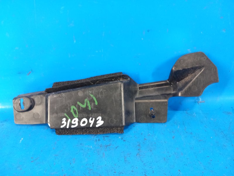 Front inner fender lining TOYOTA PRIUS - 30 09-17 2010 Lev.