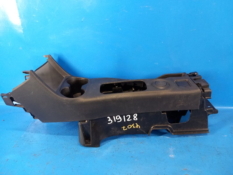 Central console MITSUBISHI OUTLANDER GF 12- 2013