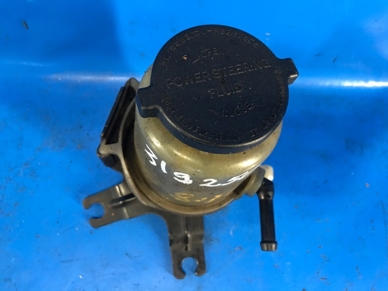 Power steering reservoir for Toyota Tundra 07-13 2008
