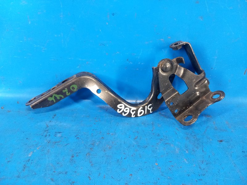 Hood hinge TOYOTA PRIUS 16- 2017 Left.