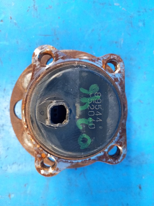 Hub TOYOTA PRIUS 16-2017 Rear