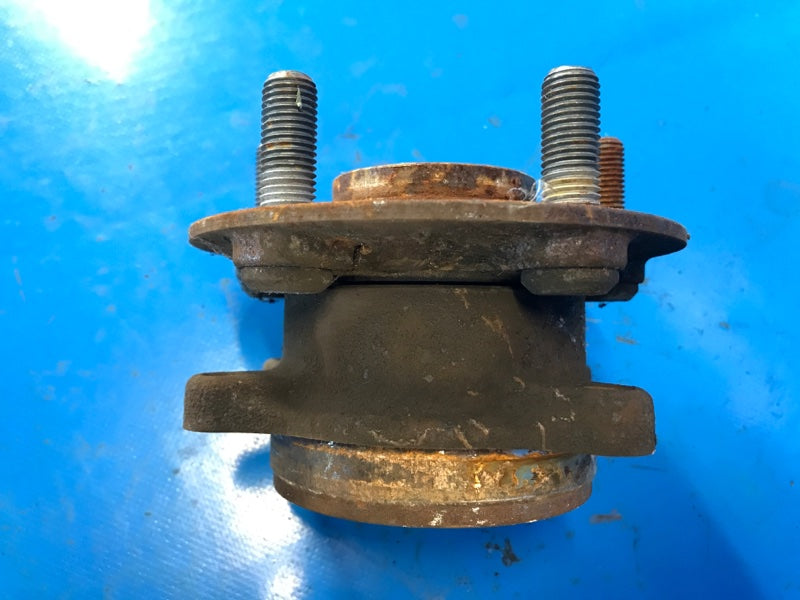 Hub TOYOTA PRIUS - 30 09-17 2012 Lev. Before.