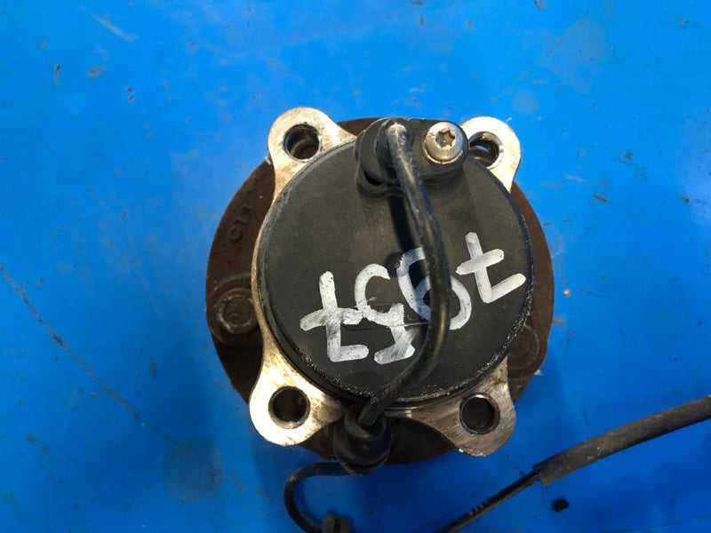 Hub FORD FUSION 14-2014 Left. Rear