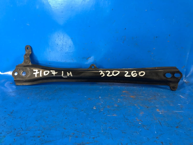 Front panel mounting bracket TOYOTA PRIUS 16- 2016 Left.