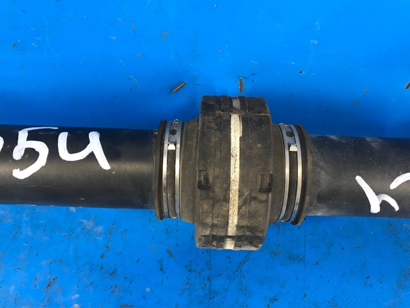 Front-wheel drive TOYOTA PRIUS PLUS 11-14 2013 Right.