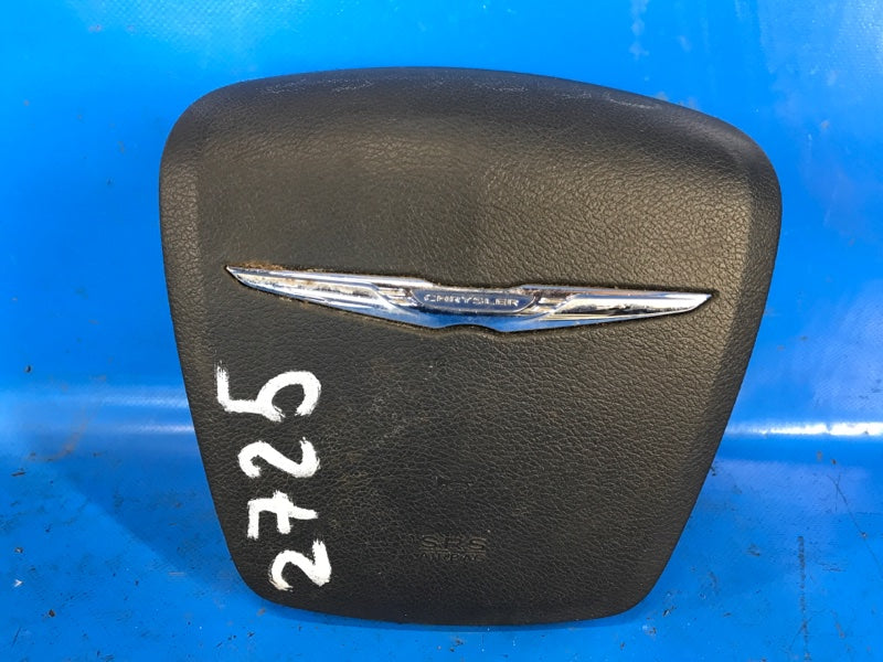 Steering wheel airbag for the 2012 Chrysler 200 10-14