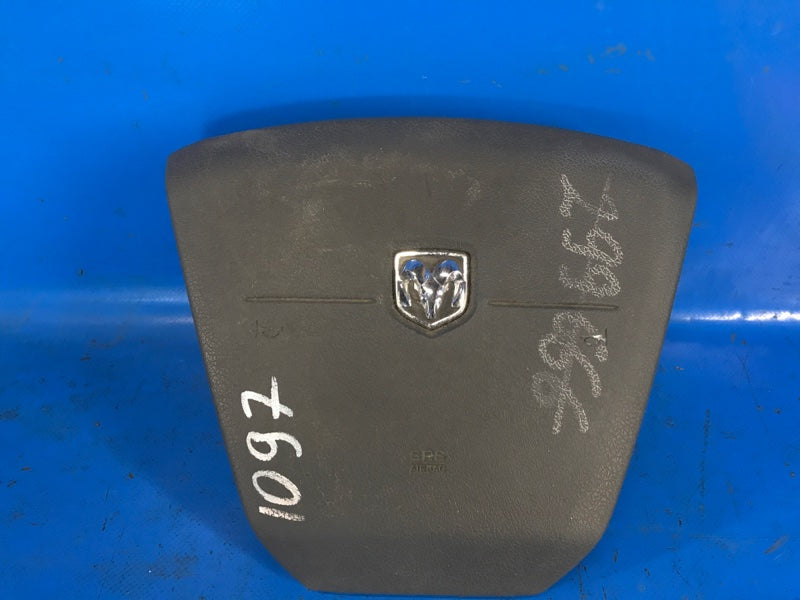 Steering wheel airbag for a 2006 Dodge Caliber 06-11
