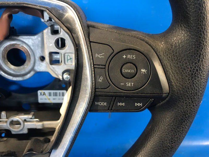 Toyota Camry 70 17-2020 steering wheel