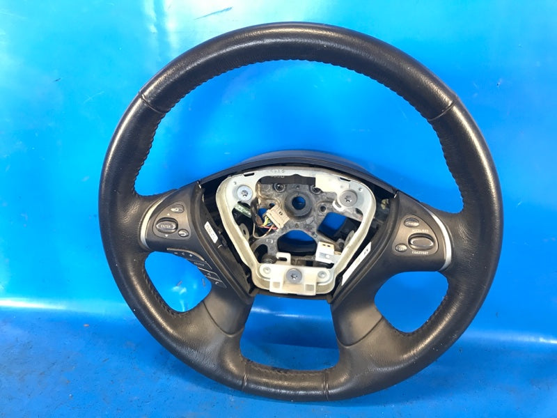 Nissan Pathfinder R52 steering wheel 12-21 2015