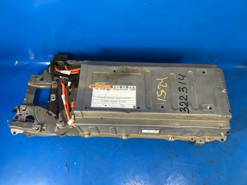 High-voltage battery for Toyota Prius Plus 11-14 2013