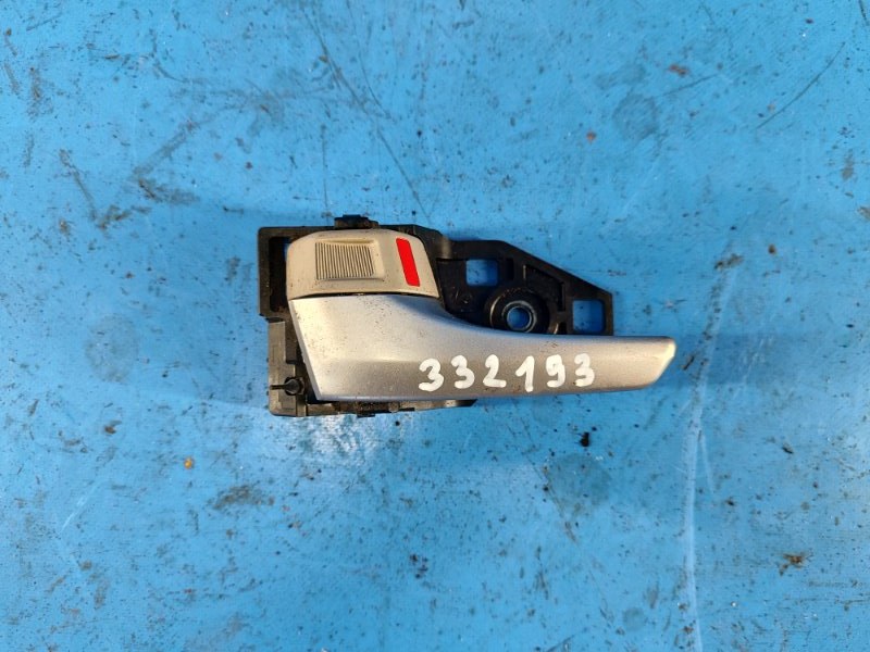 Inner door handle TOYOTA PRIUS - 30 09-17 2012 Left. Front.