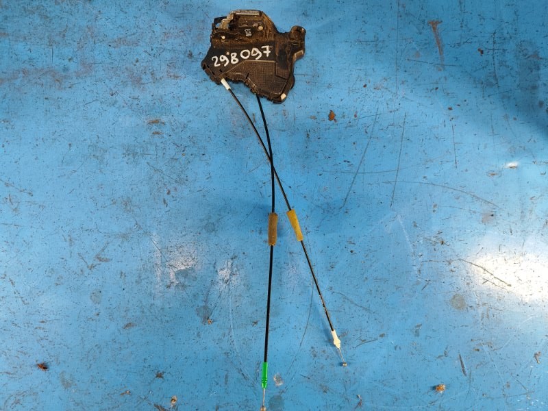 Door lock TOYOTA CAMRY 40 06-11 2010 Right Front.