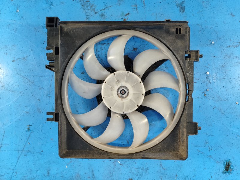 Diffuser of the main radiator fan SUBARU OUTBACK 09-14 BR Left.
