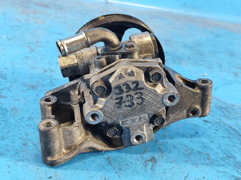 Power steering pump Chrysler 200 10-14 2013