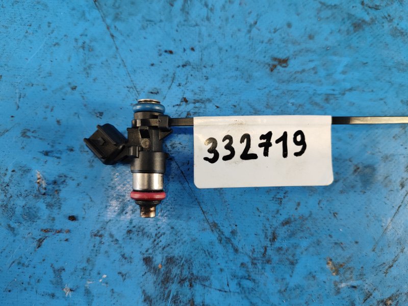 Fuel injector Chrysler 200 10-14 2013
