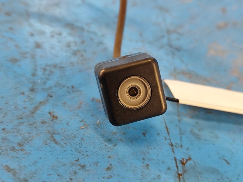 Rear view camera for Nissan Leaf 10-17