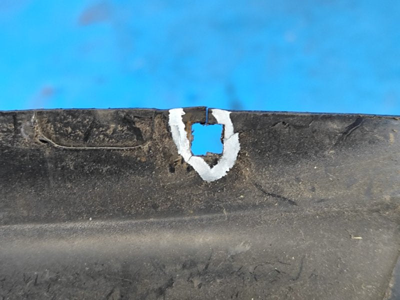 Mudguard CHRYSLER 200 10-14 2012 Left. Rear.