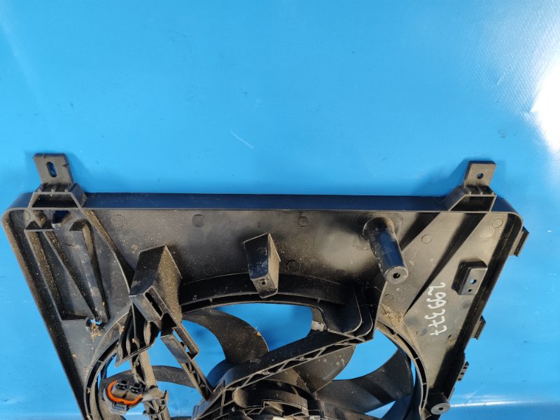 VOLVO S60 10-13 2012 Main Radiator Fan Diffuser