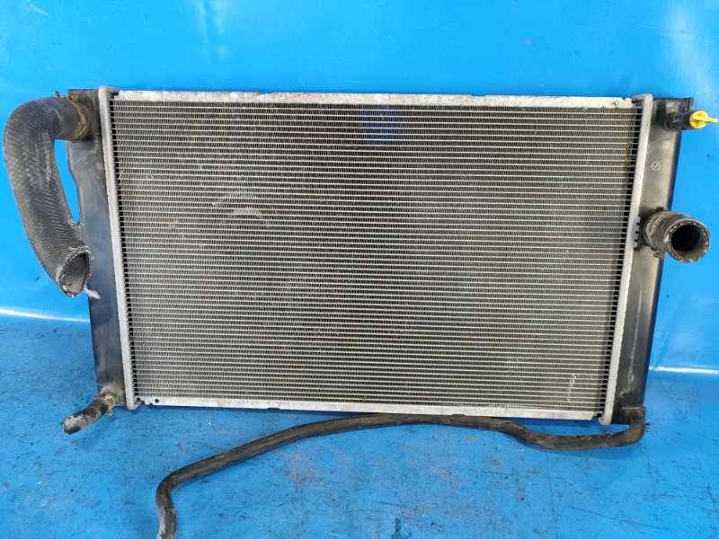 Main radiator for Toyota Prius Plus 11-14