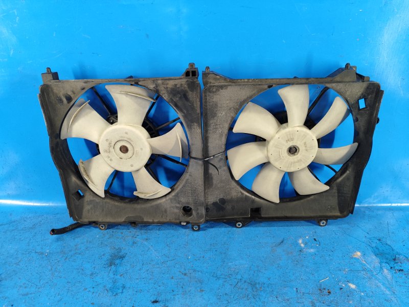 Main radiator fan diffuser for Honda Insight 08-14