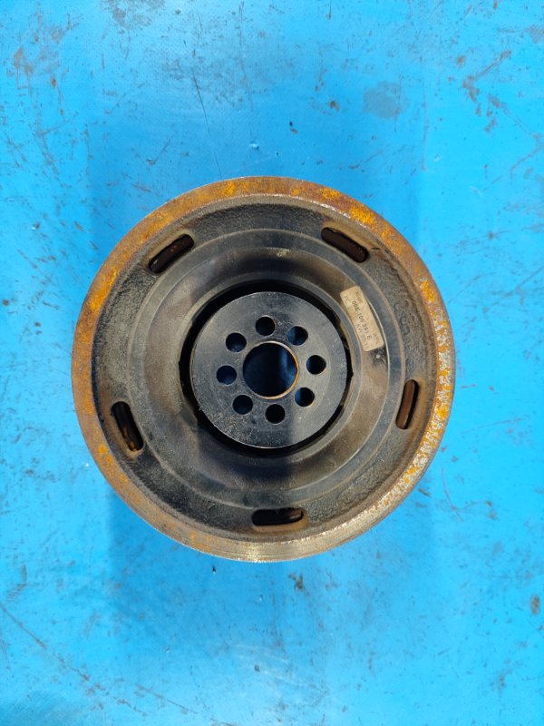 Crankshaft pulley AUDI A6 (C7) 11-18 2011