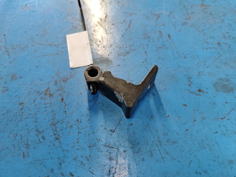 Door hinge AUDI A6 (C7) 11-18 2011 Left.