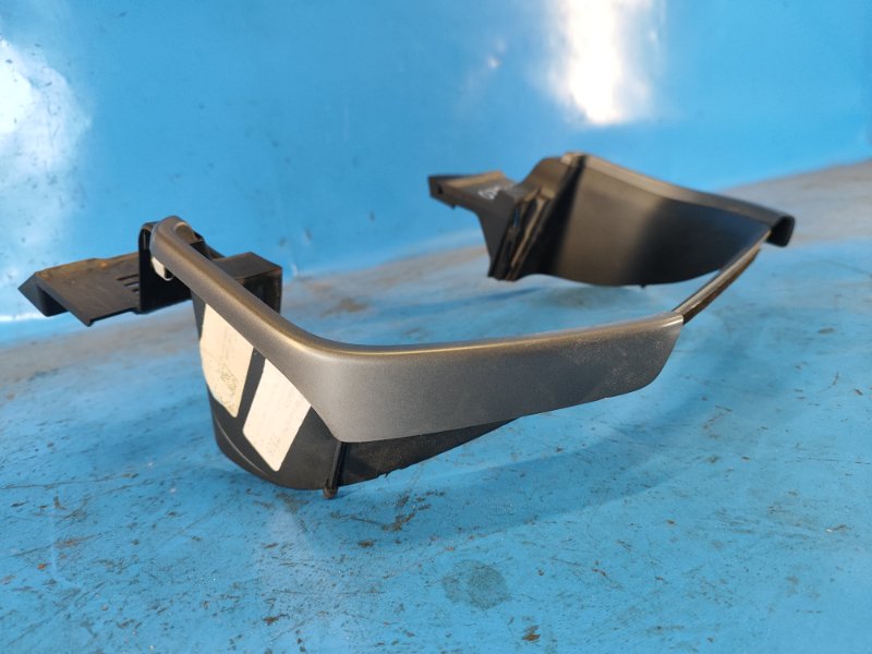 Interior plastic of the Ford Expedition 17-2018