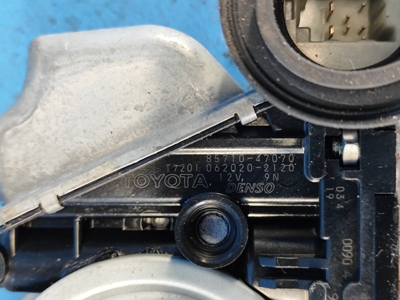 Window regulator TOYOTA PRIUS PLUS 11-14 Right Rear