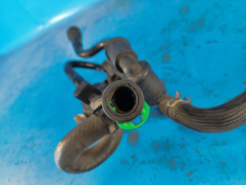 Crankcase ventilation valve for Ford Expedition 17-2018